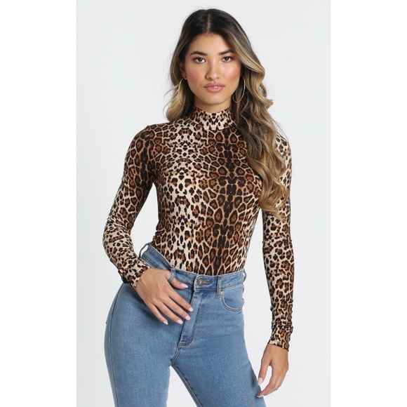 wild fable Tops - Wild Fable NWOT Leopard Bodysuit - Gold / Black